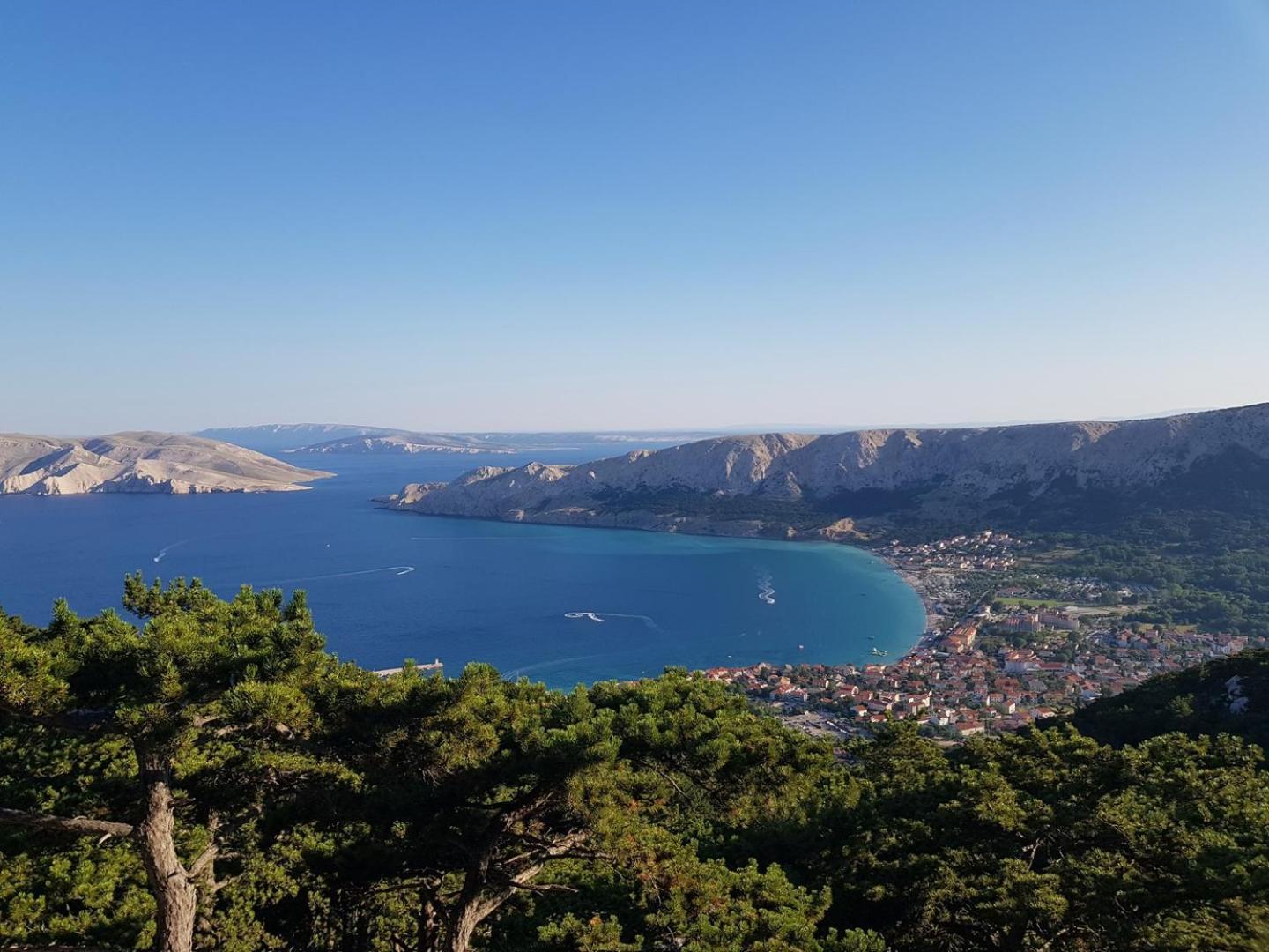 Apartments Knezevic Baška Εξωτερικό φωτογραφία